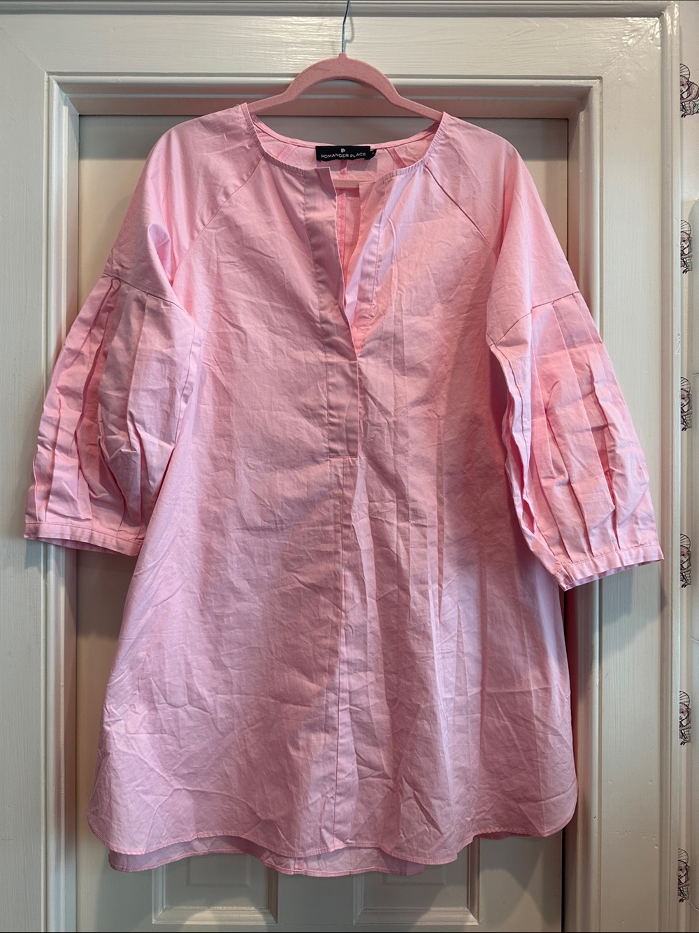 Pomander Place Light Pink Poplin Tunic with Pleated 3/4 Sleeves